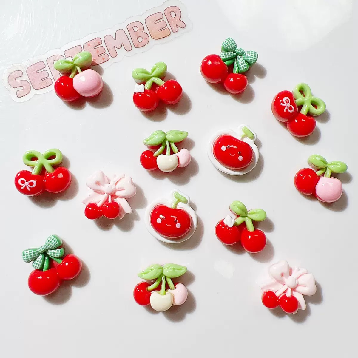 20 ชิ้นน่ารัก Mini การ์ตูนต่าง - Nail Art Red Cherry บทวิจารณ์และราคา