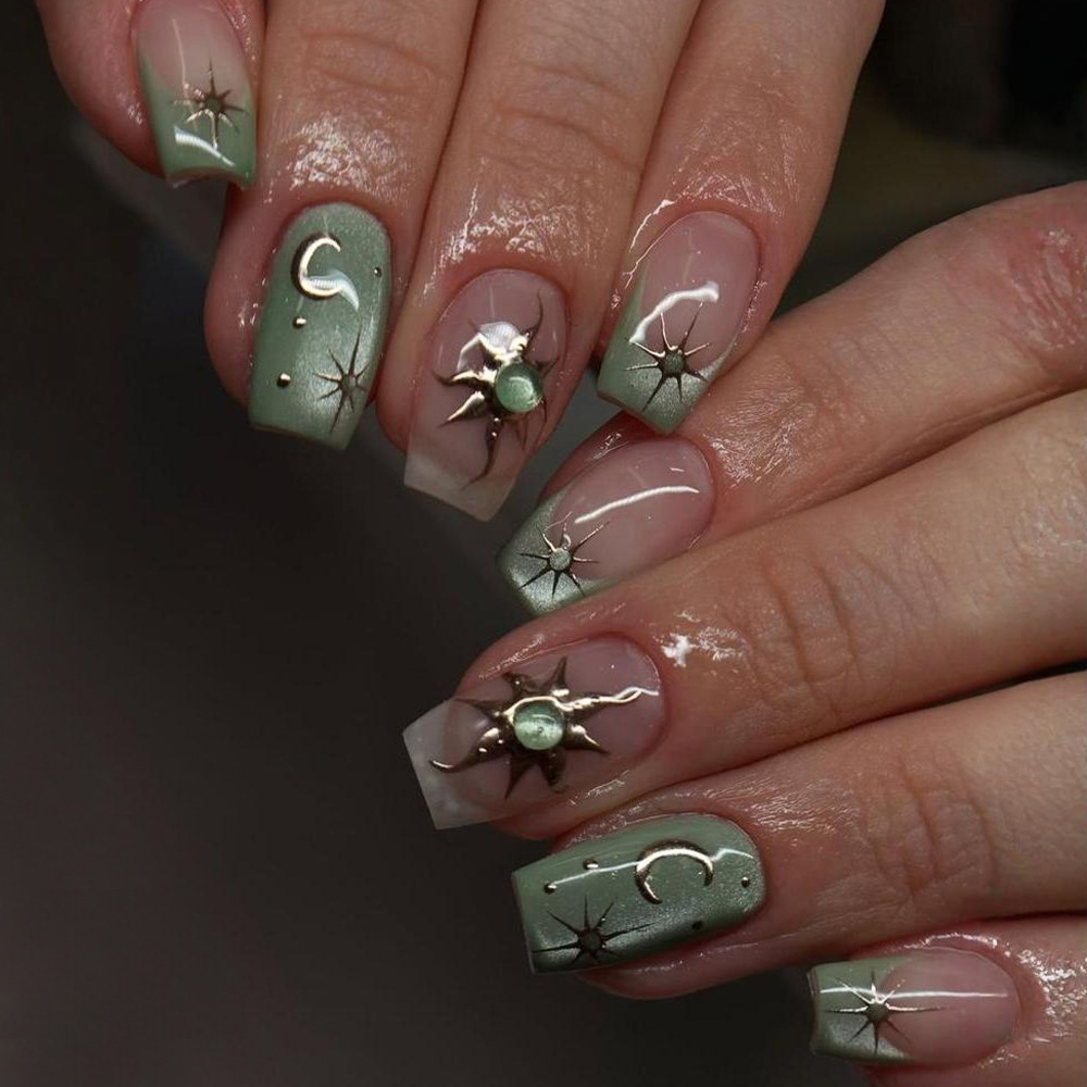 เล็บปลอมสำเร็จรูป 24 ชิ้น สไตล - Nail Art Red Cherry บทวิจารณ์และราคา